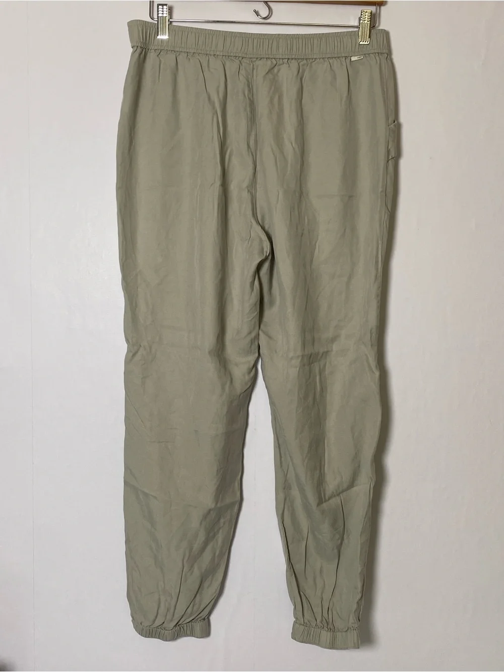 Vuori Trestles Linen Blend Twill Jogger Pant Medium Gray Relaxed Fit - Picture 4 of 10